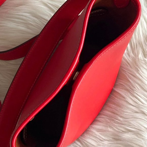 Coach Dakota Bucket Bag 16 CJ827 NEW - Picture 5 of 11